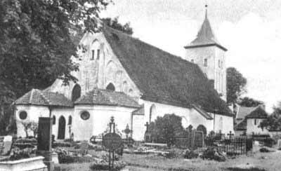 Quednauer Kirche 3.jpg