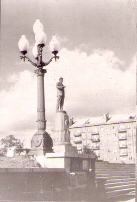 Памятник Калинину.jpg