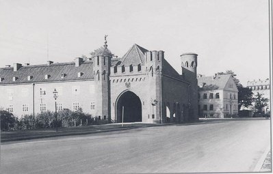 004-002 (1) Закхаймские ворота  1940г. .jpg