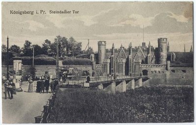 Полевая (внешняя) сторона Штайндаммских ворот на фотографии 1905 года