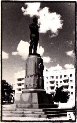 Калининград - Памятник Калинину, 1968г.jpg