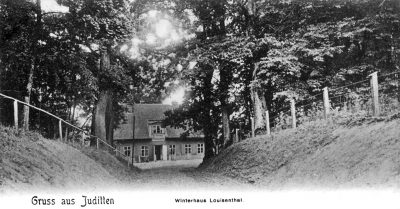 Зимний домик в парке Луизенталь 1911 год.png