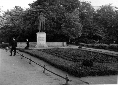 Памятник Шиллеру. Калининград 1965 г.