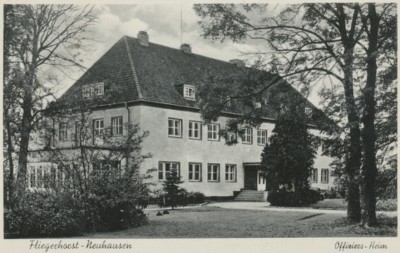 Neuhausen Kr. Samland, Fliegerhorst, Offiziersheim.jpg