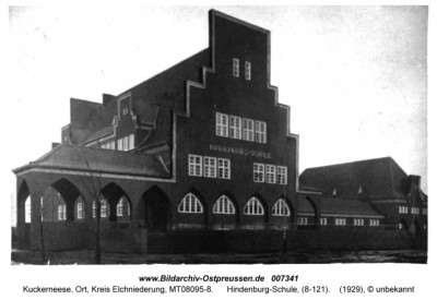 Kuckerneese_Hindenburg_Schule.jpg