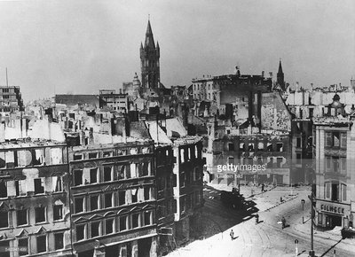 Konigsberg nach dem Bombenangriff von 1944.jpg