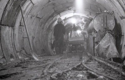 Калининград - Прокладка коллекторного тоннеля, 1981.jpg