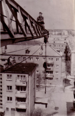 Год примерно 1974-1975, строительство дома на ул. Победы